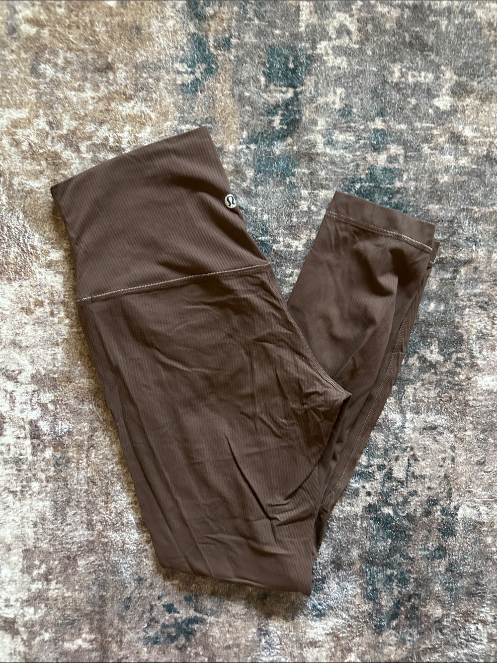 Capri Lululemon ribbed leggings